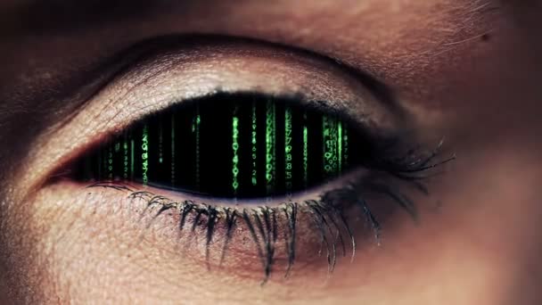 Diseño de código tecnológico en ojo humano — Vídeo de stock