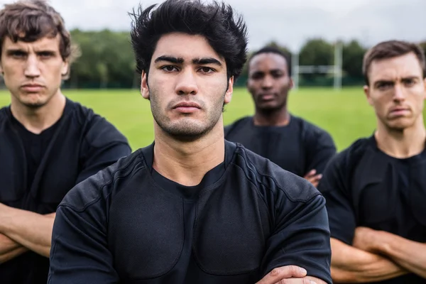 Jogadores de rugby gritando para a câmera — Fotografia de Stock