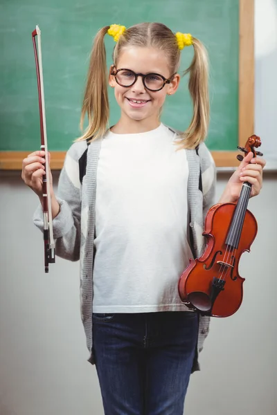 Carino pupilla holding violino — Foto Stock