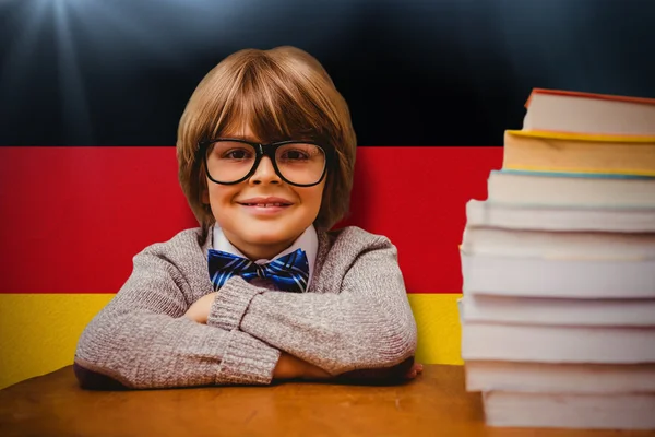 Pupil with many books — Stock Photo, Image