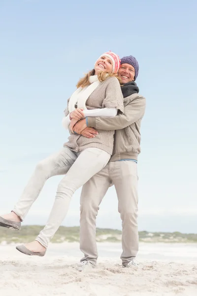 Couple holding each other — Stock Photo, Image