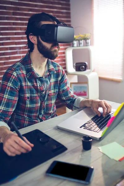 3D video gözlük kullanarak yaratıcı iş adamı — Stok fotoğraf