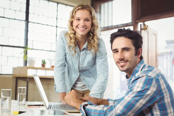 Imprenditori che lavorano — Foto Stock