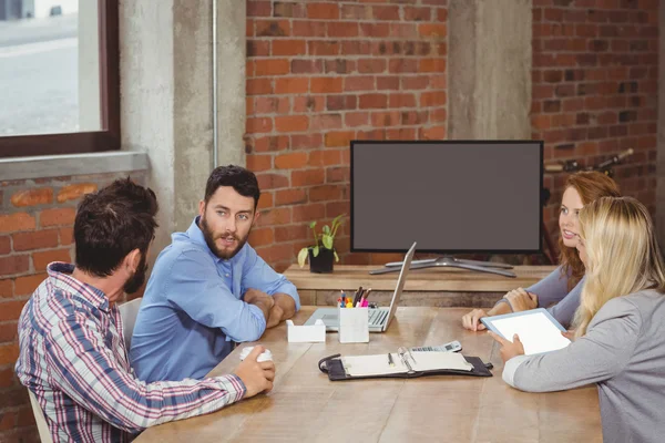 Business people discussing in meeting — Stock Photo, Image
