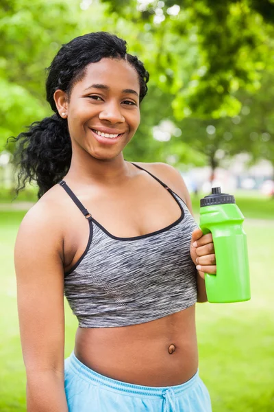 Donna in forma in pausa — Foto Stock