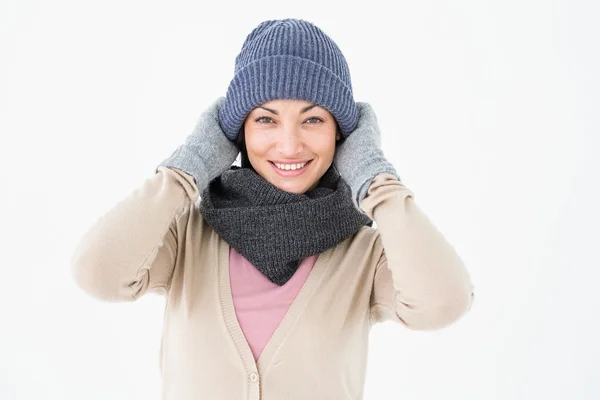 Brunette dragen warme kleren — Stockfoto