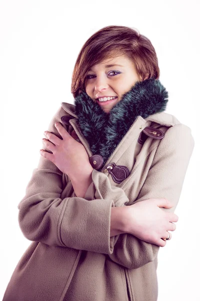 Jolie femme portant un manteau chaud — Photo