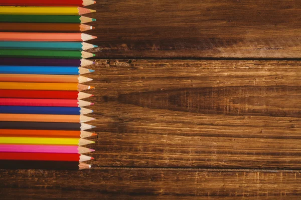 Kleur potloden op tafel — Stockfoto