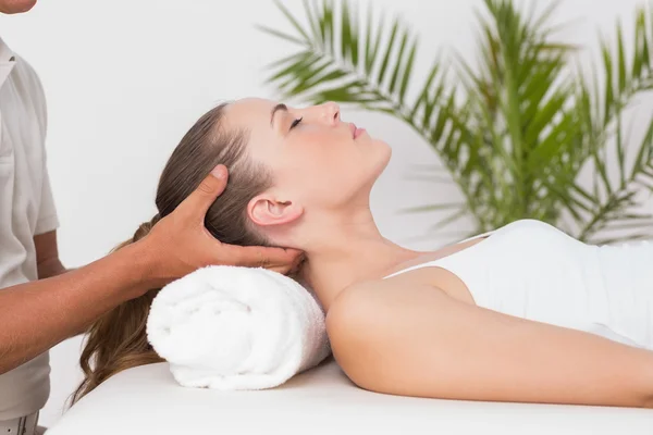 Woman receiving neck massage — Stock Photo, Image