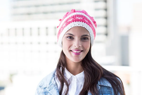 Mujer con sombrero lanudo —  Fotos de Stock