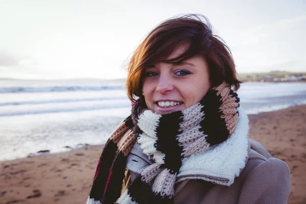 Slim woman looking at camera — Stock Photo, Image