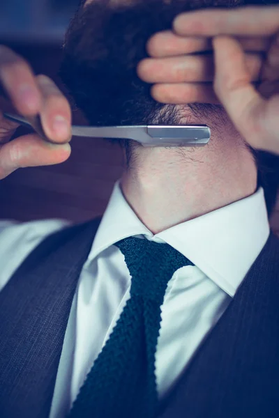 Uomo barba da barba con rasoio — Foto Stock