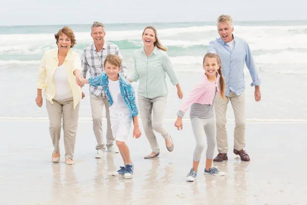 Multi generation familj tillsammans — Stockfoto