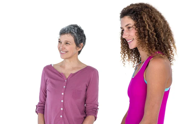 Feliz joven con madre — Foto de Stock