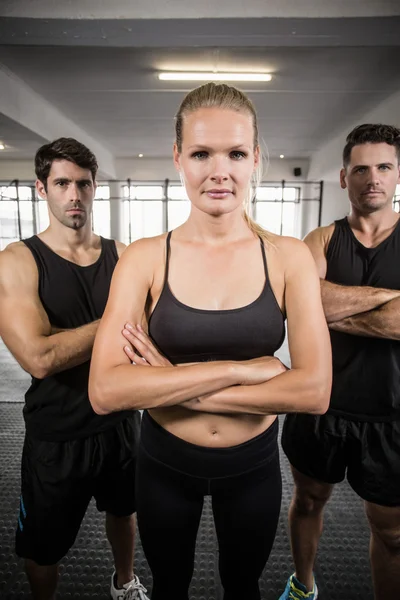 Fitte Menschen, die vor die Kamera blicken — Stockfoto