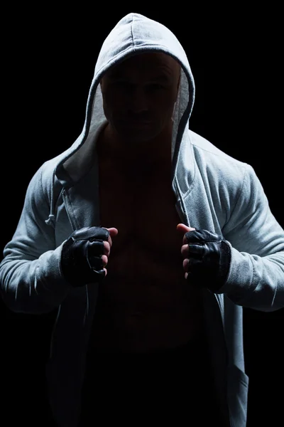 Retrato de luchador con capucha y guantes —  Fotos de Stock