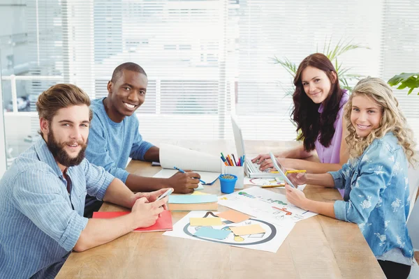Portrait of smiling business people — Stock Photo, Image