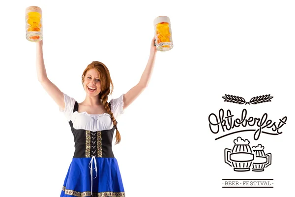 Oktoberfest flicka håller kannor öl — Stockfoto