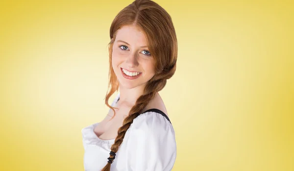 Oktoberfest chica sosteniendo tanque de cerveza —  Fotos de Stock