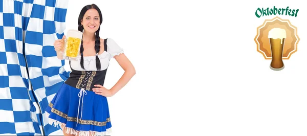 Oktoberfest-Mädchen mit Bierflasche — Stockfoto