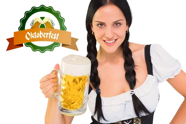 Oktoberfest menina segurando cerveja tankard — Fotografia de Stock