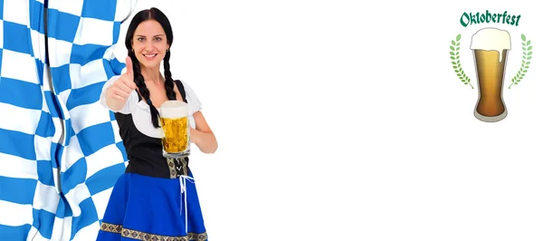 Oktoberfest flicka håller beer tankard — Stockfoto