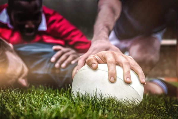 Złożony obraz fanów rugby w arenie — Zdjęcie stockowe