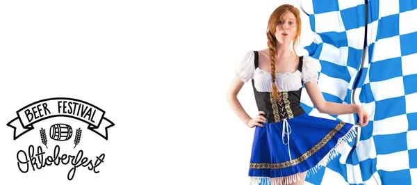 Oktoberfest menina espalhando sua saia — Fotografia de Stock