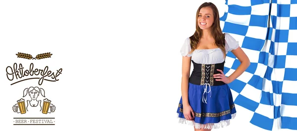 Oktoberfest chica sonriendo a la cámara — Foto de Stock