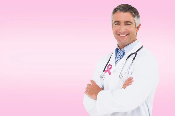 Happy doctor smiling at camera — Stock Photo, Image