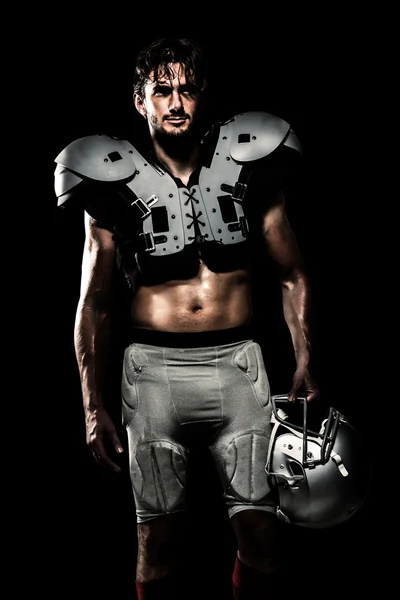 Jugador de fútbol americano sin camisa con relleno —  Fotos de Stock