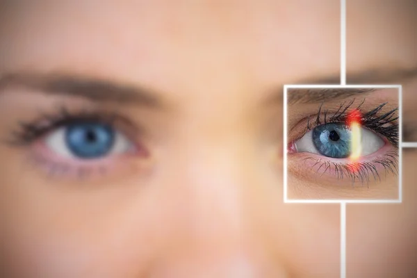 Primer plano de los ojos azules femeninos — Foto de Stock