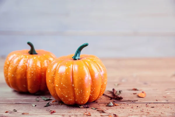 Pumpa ornament på skrivbord — Stockfoto