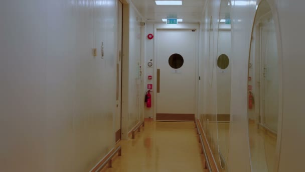 Corridor of a lab — Stock Footage Corridor of a lab Stock Video