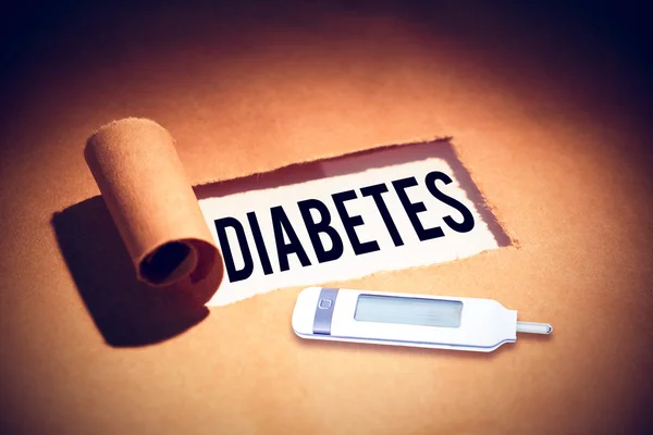 Diabetes contra de papel rasgado — Fotografia de Stock