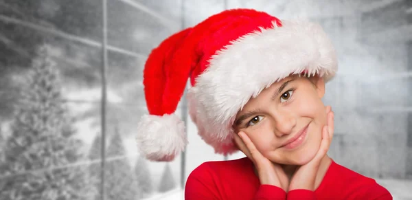 Ragazza in cappello Babbo Natale — Foto Stock