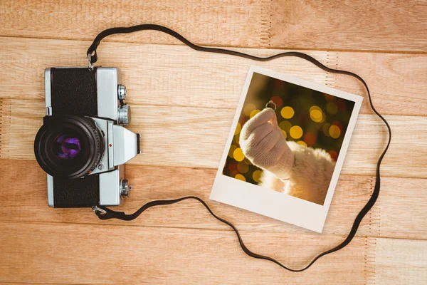 Instant photo and old camera — Stock Photo, Image