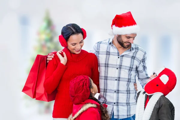 Famiglia felice che si guarda — Foto Stock