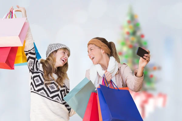 Donne sorridenti che ridono — Foto Stock