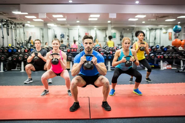 Fit people in fitness class — Stock Photo, Image