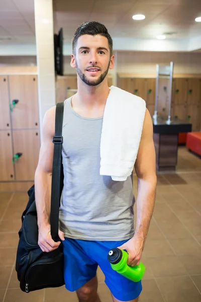 Hombre a punto de ir al gimnasio — Foto de Stock