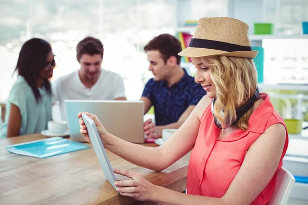 Smiling creative businesswoman working — Stock Photo, Image