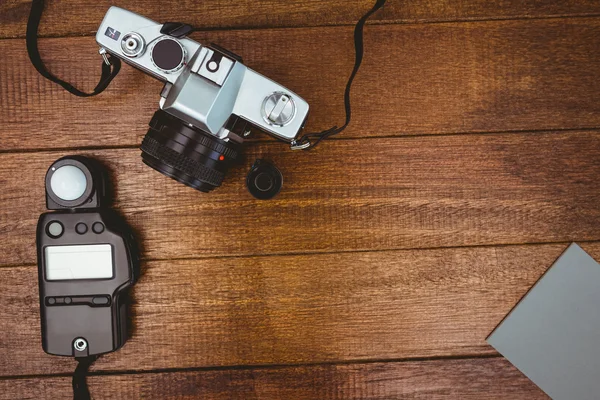 Old camera with photo flash — Stock Photo, Image