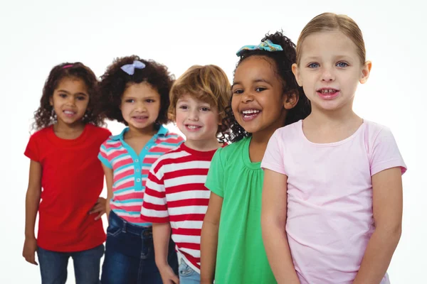 Piccolo gruppo di bambini in piedi insieme — Foto Stock