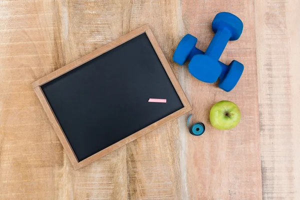 Chalkboard, apple,  dumbbells — Stock Photo, Image