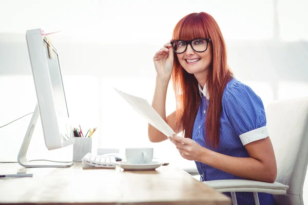 Smiling hipster woman with document — Stock Photo, Image