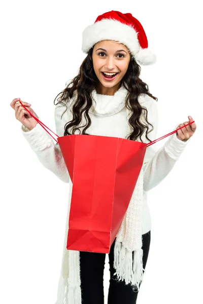 Mujer abriendo bolsa roja —  Fotos de Stock