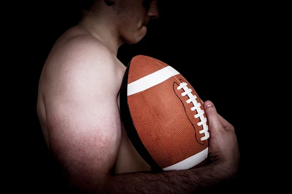 Jogador de futebol americano sem camisa — Fotografia de Stock