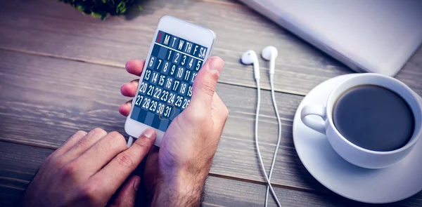 Persona usando teléfono inteligente —  Fotos de Stock