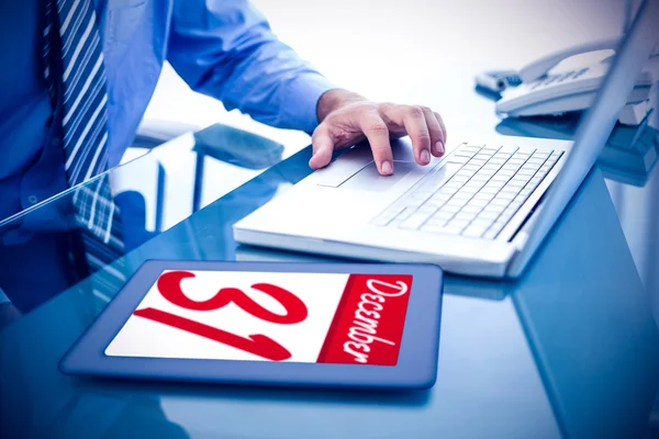 Businessman using his laptop — Stock Photo, Image